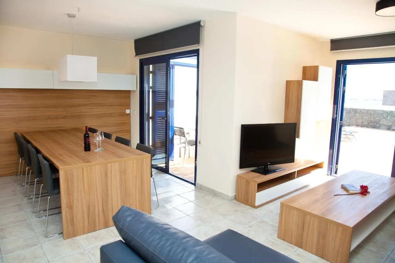 Villas Coloradas 플라야블랑카 0*,  스페인