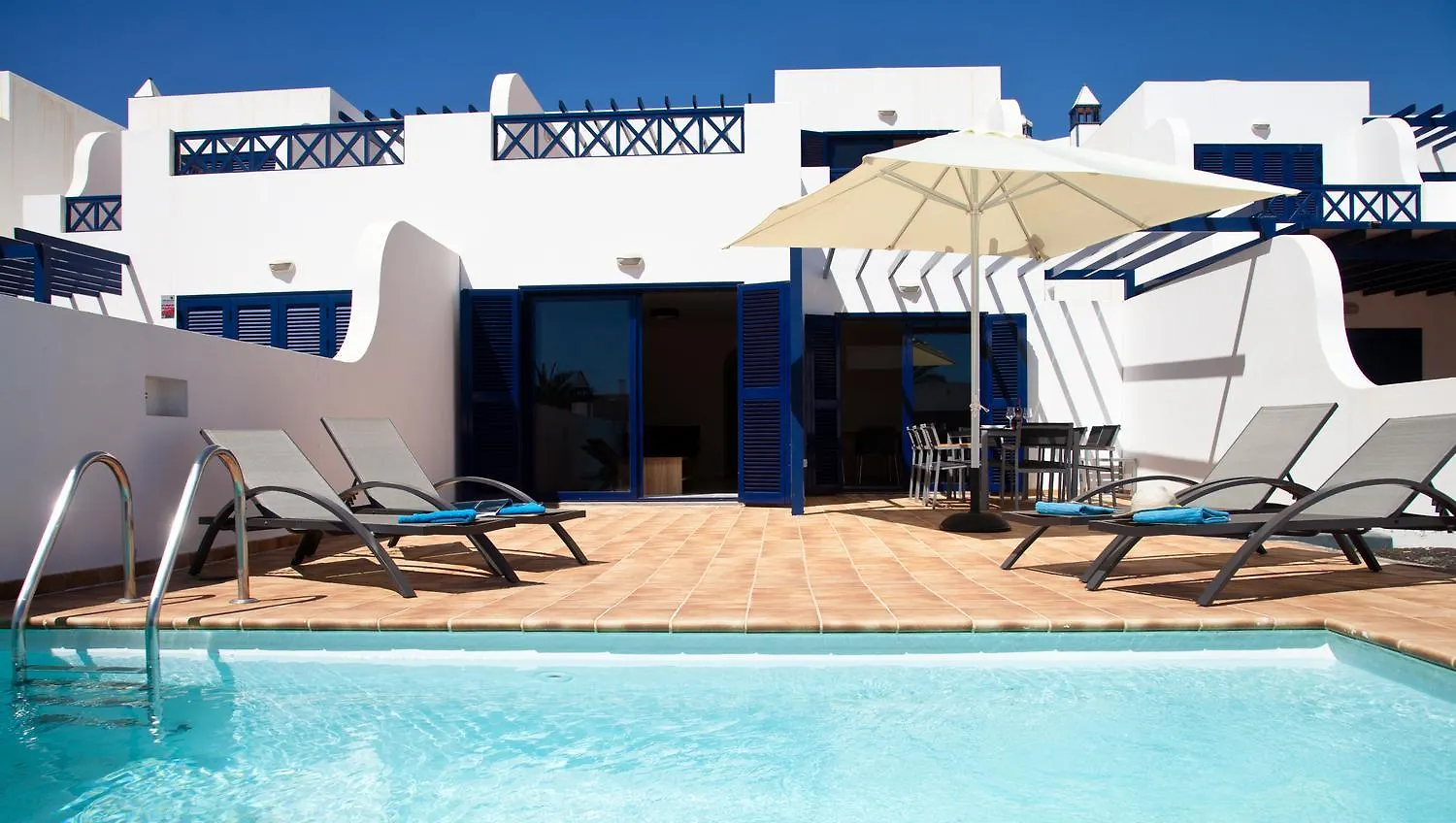 Villas Coloradas Playa Blanca